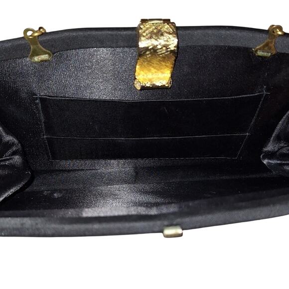 Vintage Black Purse Gold Closure Romantic Audry Hepburn Grace Kelly Timeless - Picture 5 of 5